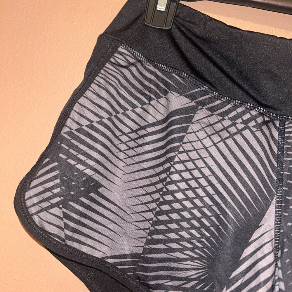 Reebok Women's Running Shorts Small- Lined Gray/Black Athletic - Picture 2 of 9